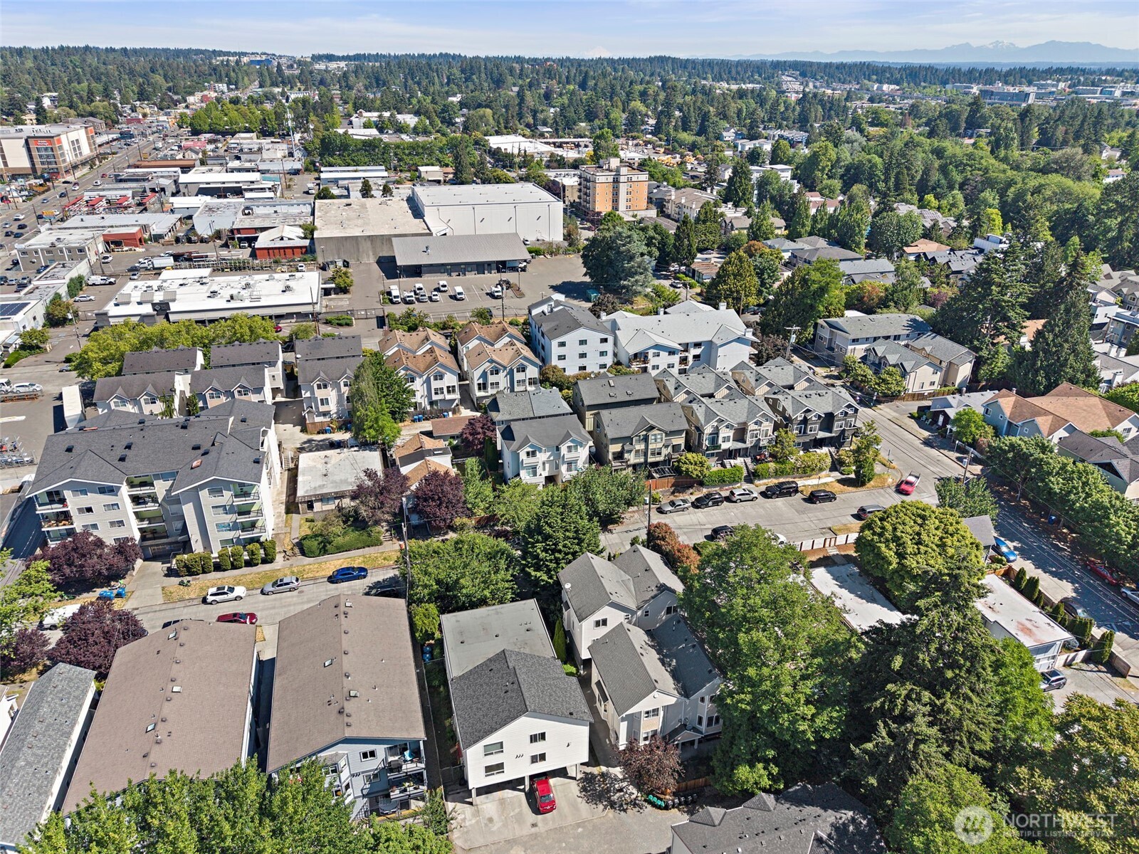 1141 North 93rd Street, Unit B Seattle, WA 98103 - Photo 29 of 30