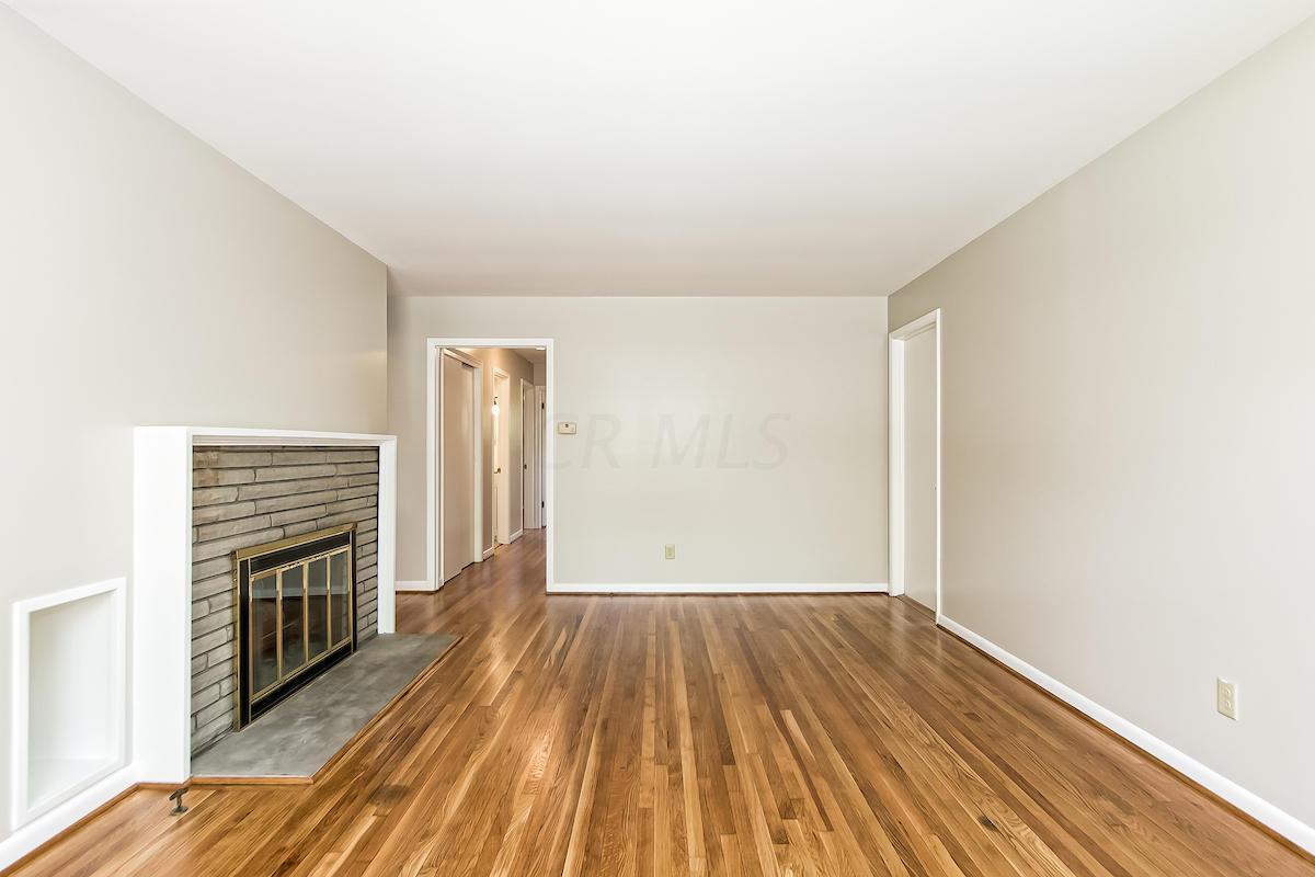 2021 Ridgecliff Road Columbus, OH 43221 - Photo 3 of 21