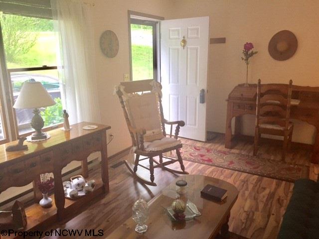 663 Montana Road Fairmont, WV 26554 - Photo 7 of 20 Gallery Image 7