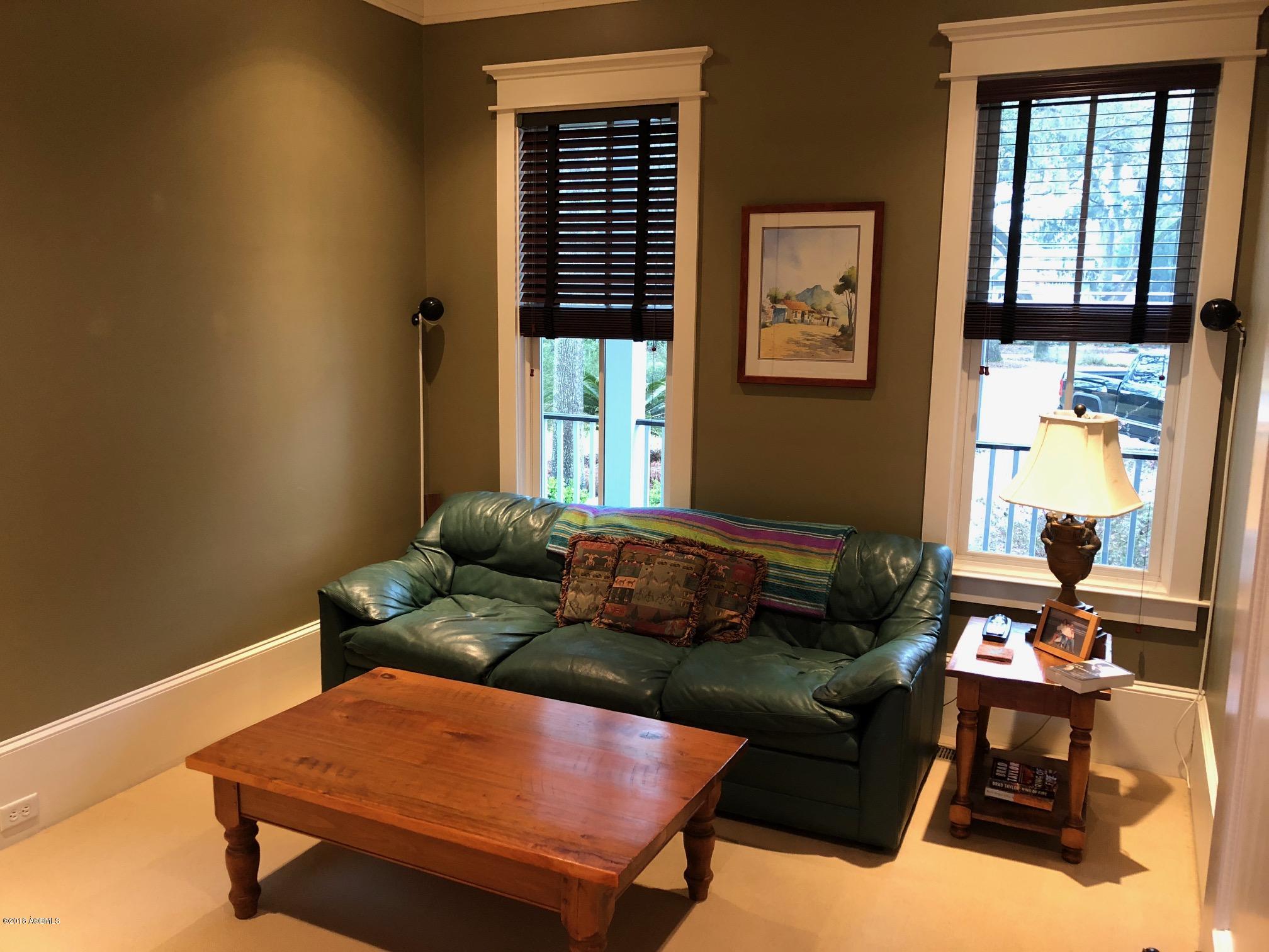9 Ridge Road Beaufort, SC 29907 - Photo 22 of 45 TV room