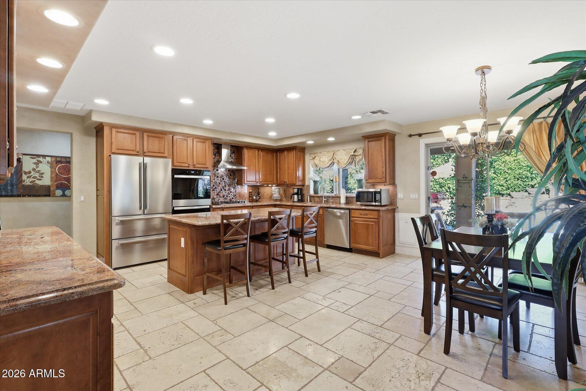 2324 West Zenith Lane Phoenix, AZ 85085 - Photo 19 of 85 Eat In Kitchen