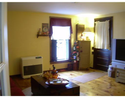 99 Main Street Porter, ME 04068 - Photo 14 of 20 Den/Family/Great Room.