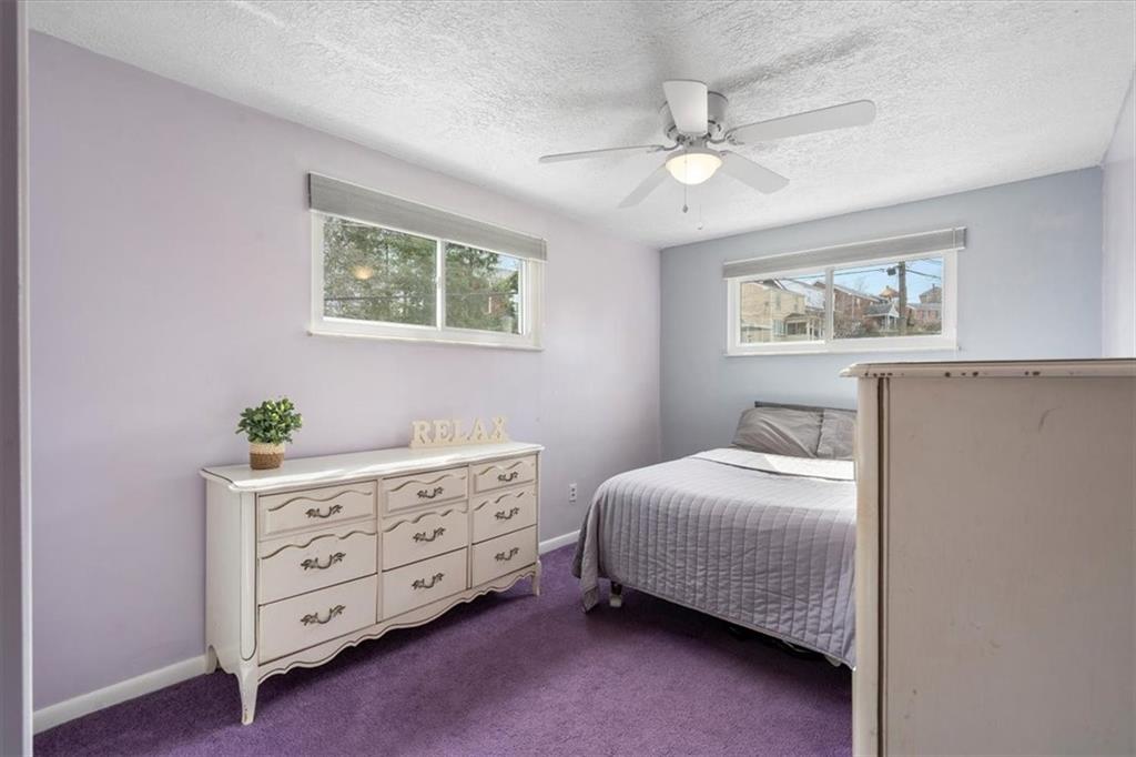 528 Loretto Road Pittsburgh, PA 15217 - Photo 28 of 39 The third bedroom can comfortably fit a queen size bed and other pieces as well.
