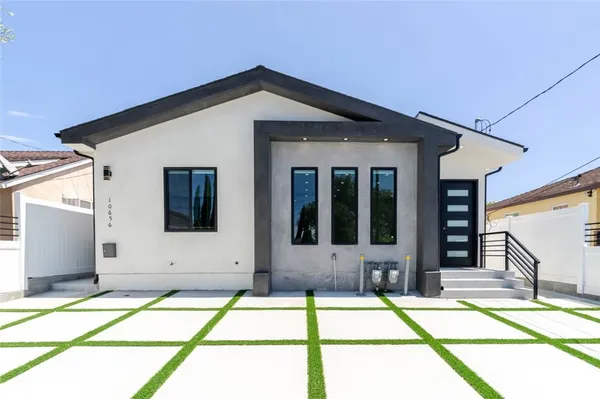 $4,000 | 10654 Nassau Avenue, Sunland, CA 91040