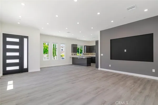 $4,000 | 10654 Nassau Avenue, Sunland, CA 91040