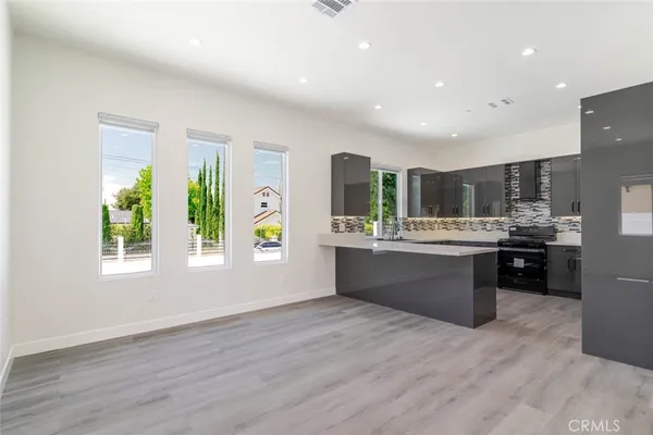 $4,000 | 10654 Nassau Avenue, Sunland, CA 91040