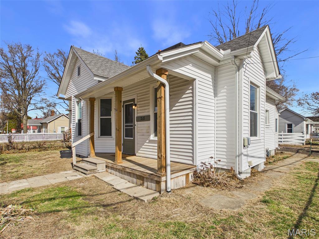 218 South Fillmore Street Edwardsville, IL 62025 - Photo 2 of 32