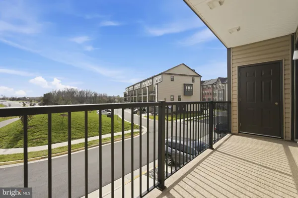$3,200 | 22528 Wilson View Terrace, Ashburn, VA 20148