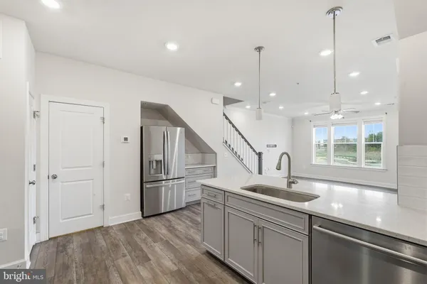 $3,200 | 22528 Wilson View Terrace, Ashburn, VA 20148
