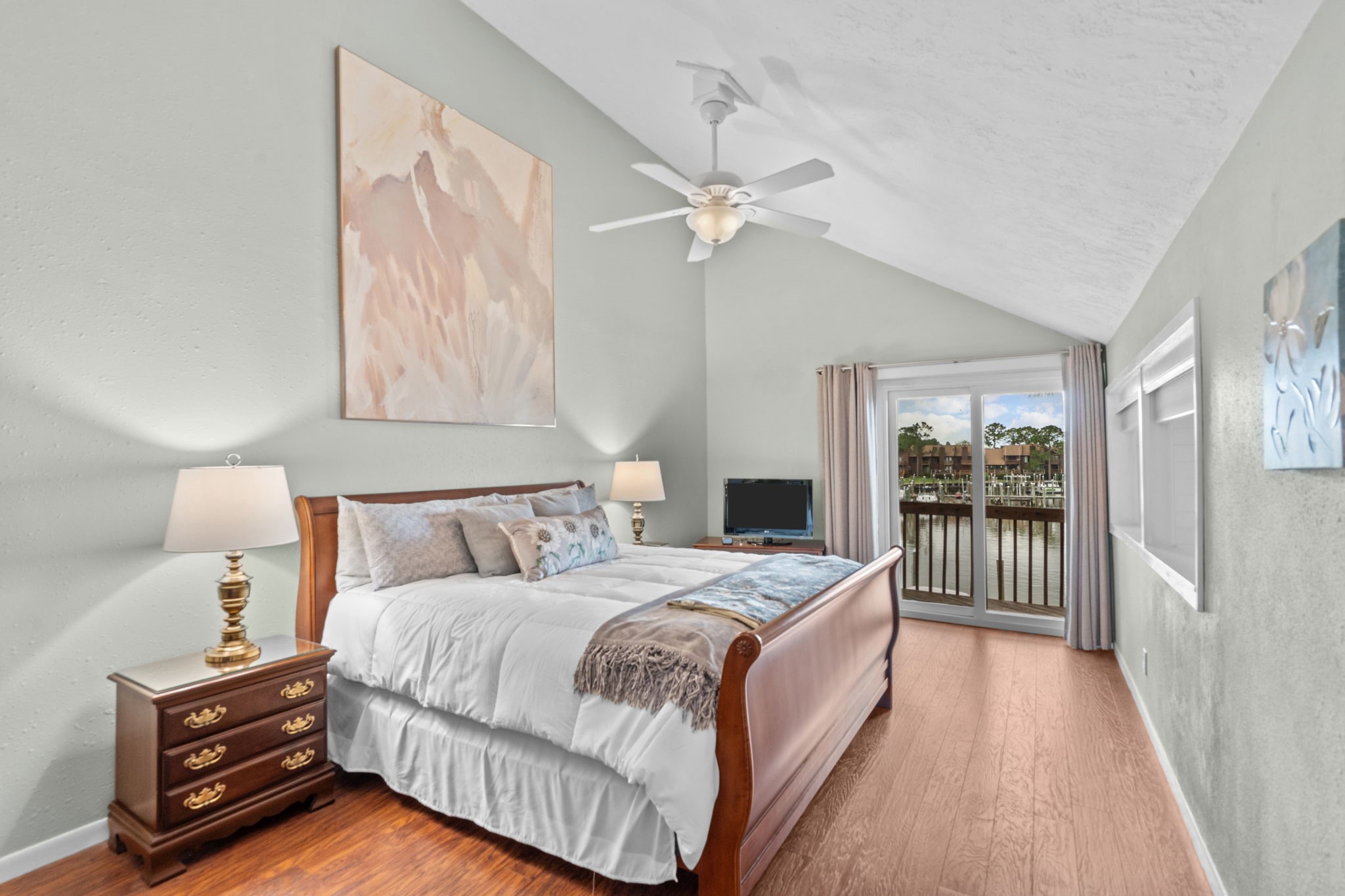 659 Davis Road League City, TX 77573 - Photo 22 of 29 Master Bedroom on the 2nd Floor