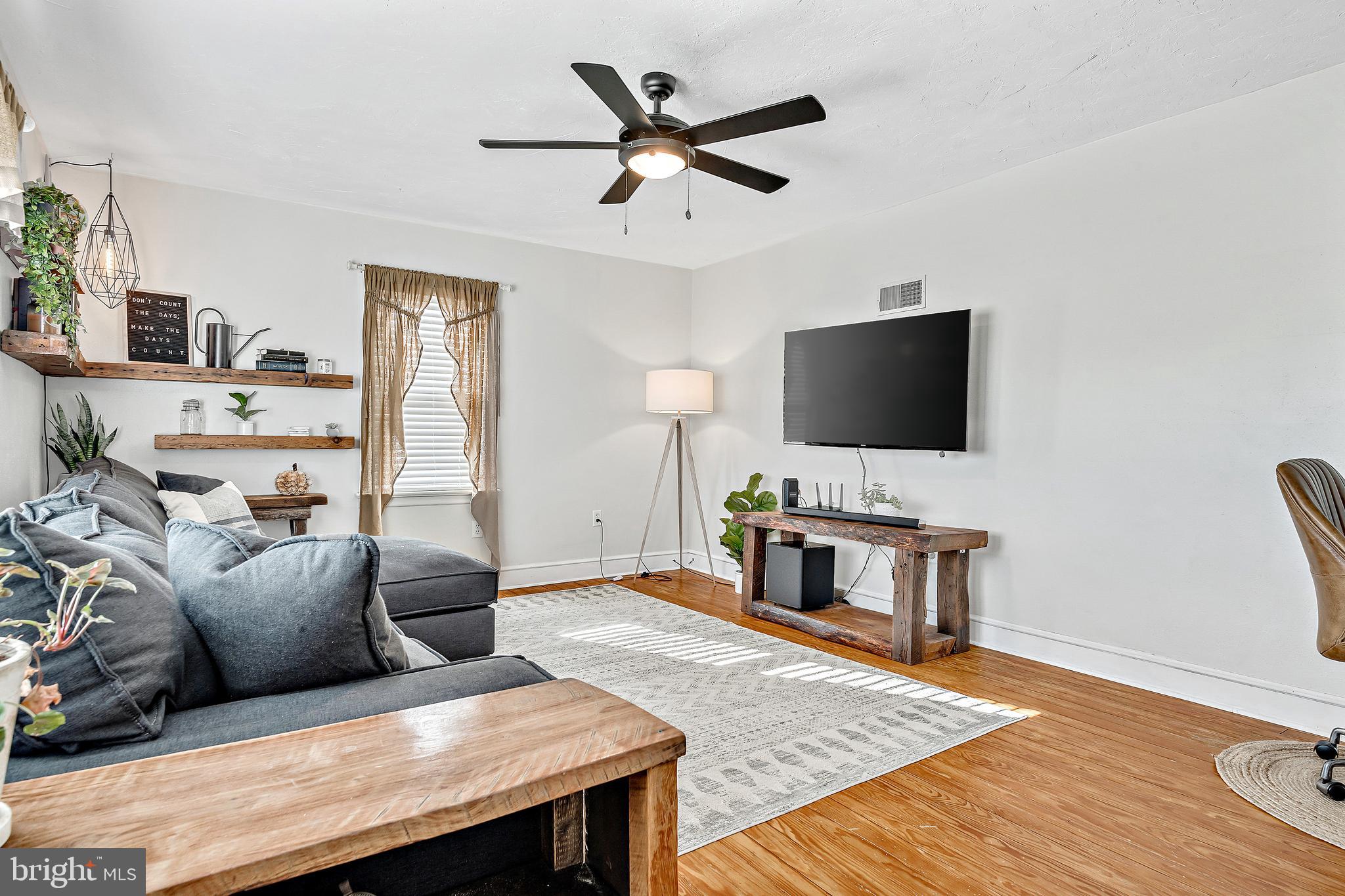4001 Wolfs Church Road York, PA 17408 - Photo 7 of 25 Gallery Image 7