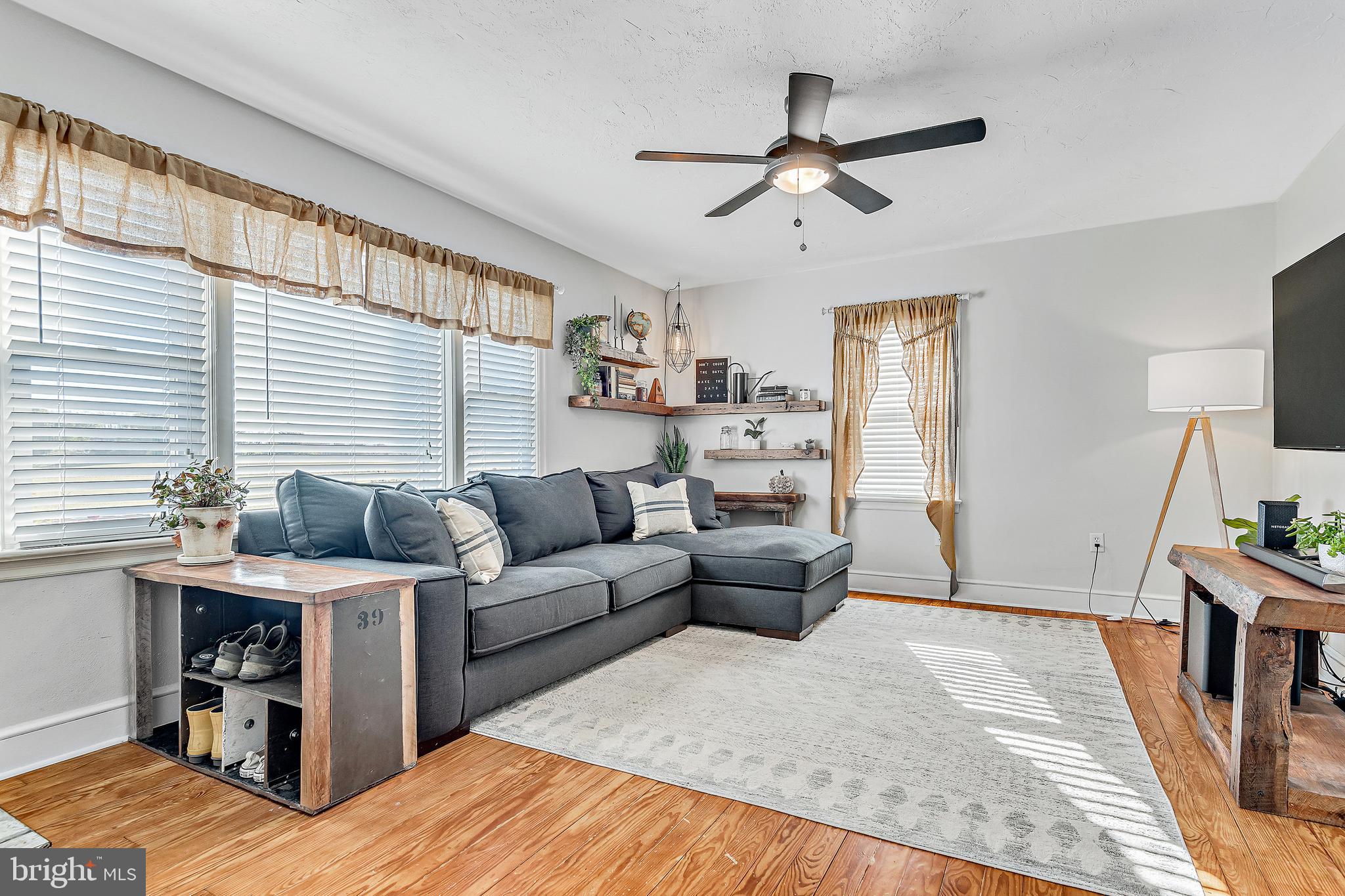 4001 Wolfs Church Road York, PA 17408 - Photo 8 of 25 Gallery Image 8