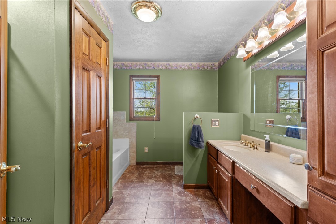 71770 Chini Orchard Road Flushing, OH 43977 - Photo 14 of 39