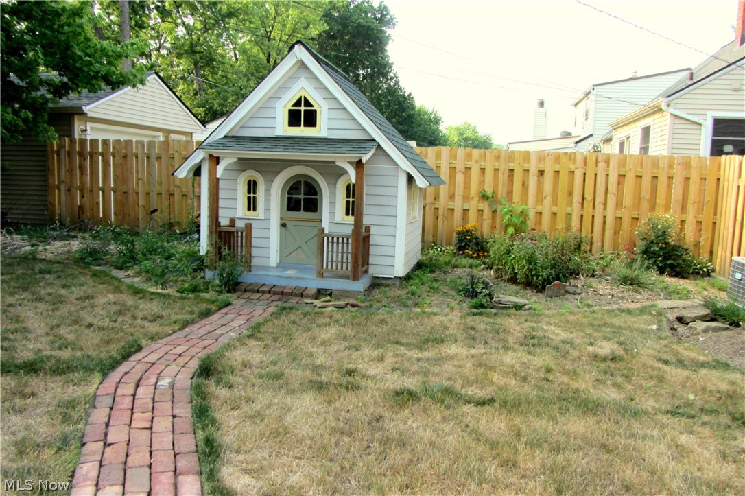 1763 Rush Road Wickliffe, OH 44092 - Photo 8 of 31 Gallery Image 8