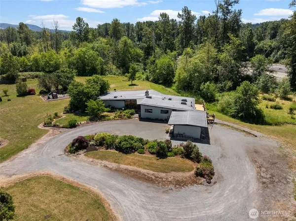 $899,950 | 502 Beckett Lane Southwest, Orting, WA 98360