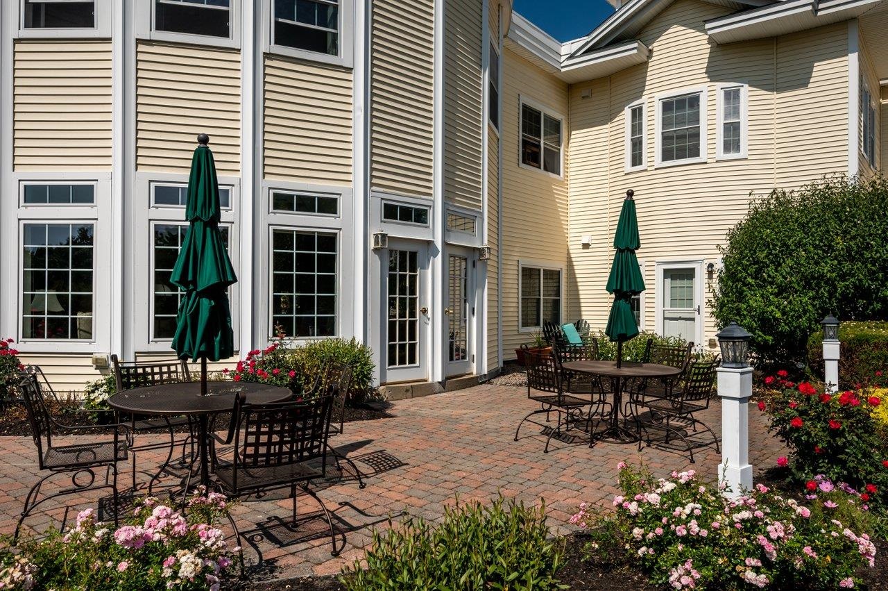 118 Secretariat Way, Unit 106 Rochester, NH 03867 - Photo 44 of 48