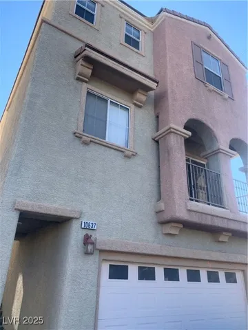$2,000 | 10637 Nevada Falls Avenue, Las Vegas, NV 89129