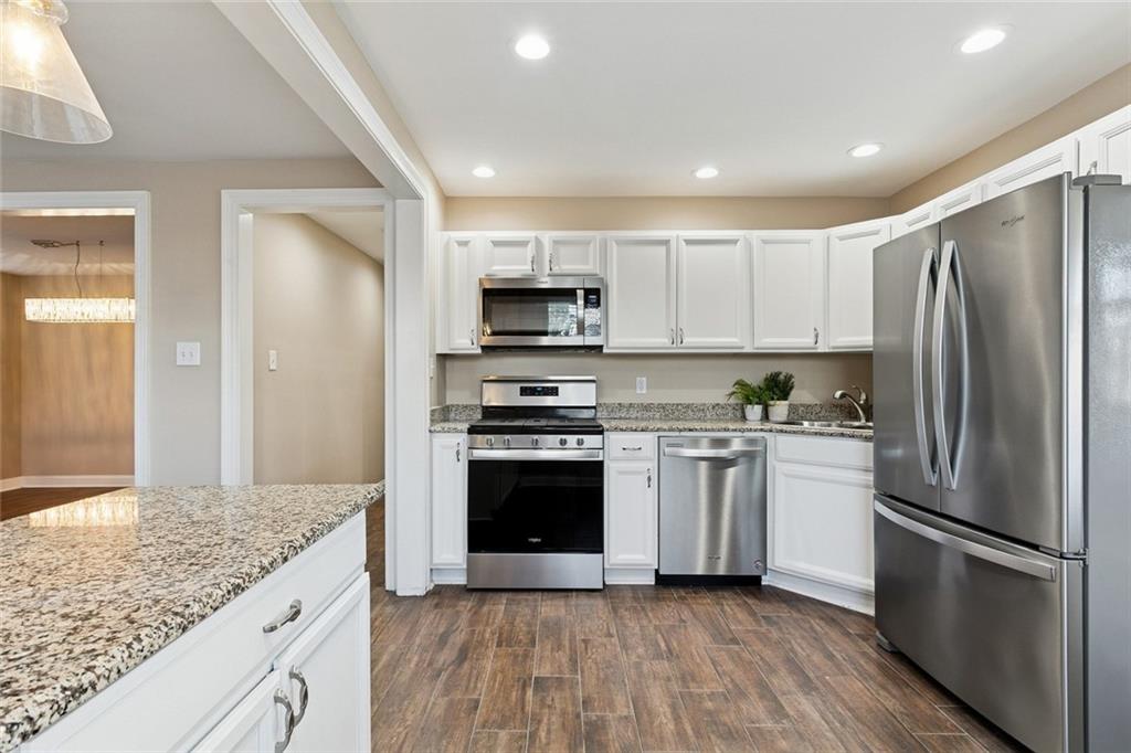 9037 Inez Drive River Ridge, LA 70123 - Photo 4 of 23