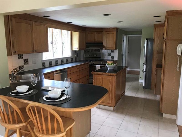 6 Hemlock Road Andover, MA 01810 - Photo 4 of 13 Gallery Image 4