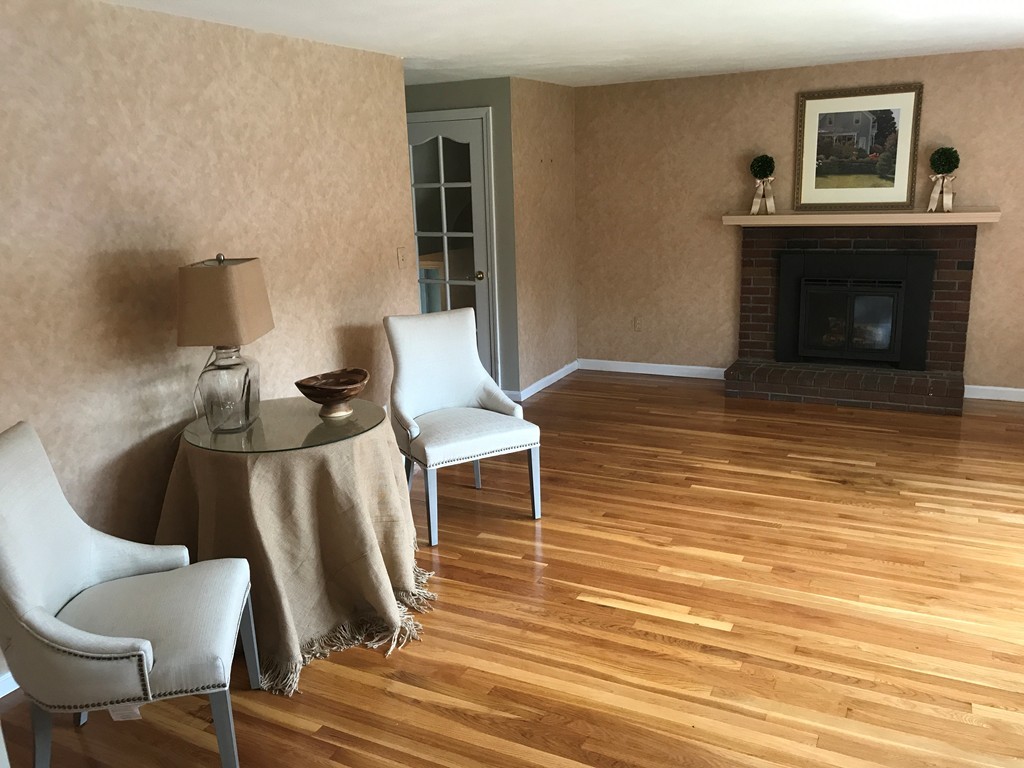 6 Hemlock Road Andover, MA 01810 - Photo 5 of 13 Gallery Image 5