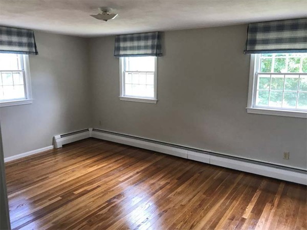 6 Hemlock Road Andover, MA 01810 - Photo 10 of 13 Gallery Image 10