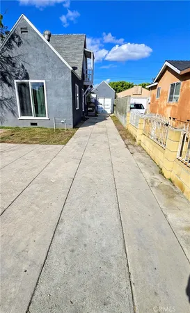 $3,800 | 5747 Jefferson Avenue, South Gate, CA 90280