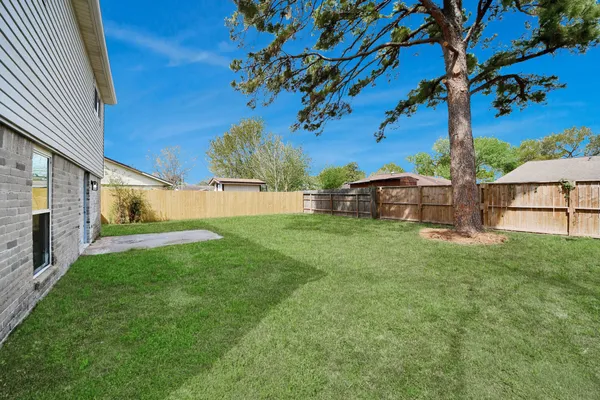 $2,095 | 3614 Almington Lane, Houston, TX 77088