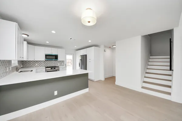$2,095 | 3614 Almington Lane, Houston, TX 77088