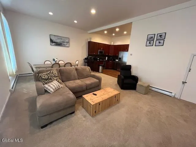 $2,300 | 5359 Highway 23, Unit 2E, Windham, NY 12496