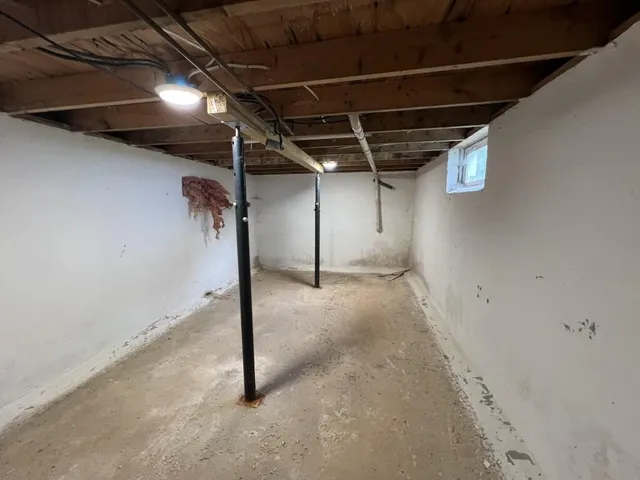 $295,000 | 329 Seawall Road, Southwest Harbor, ME 04679