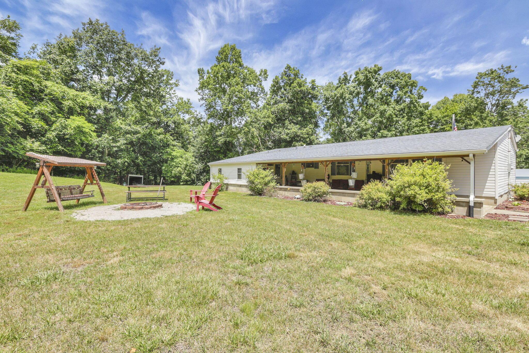 36462 Smith Chapel Road Logan, OH 43138 - Photo 7 of 43