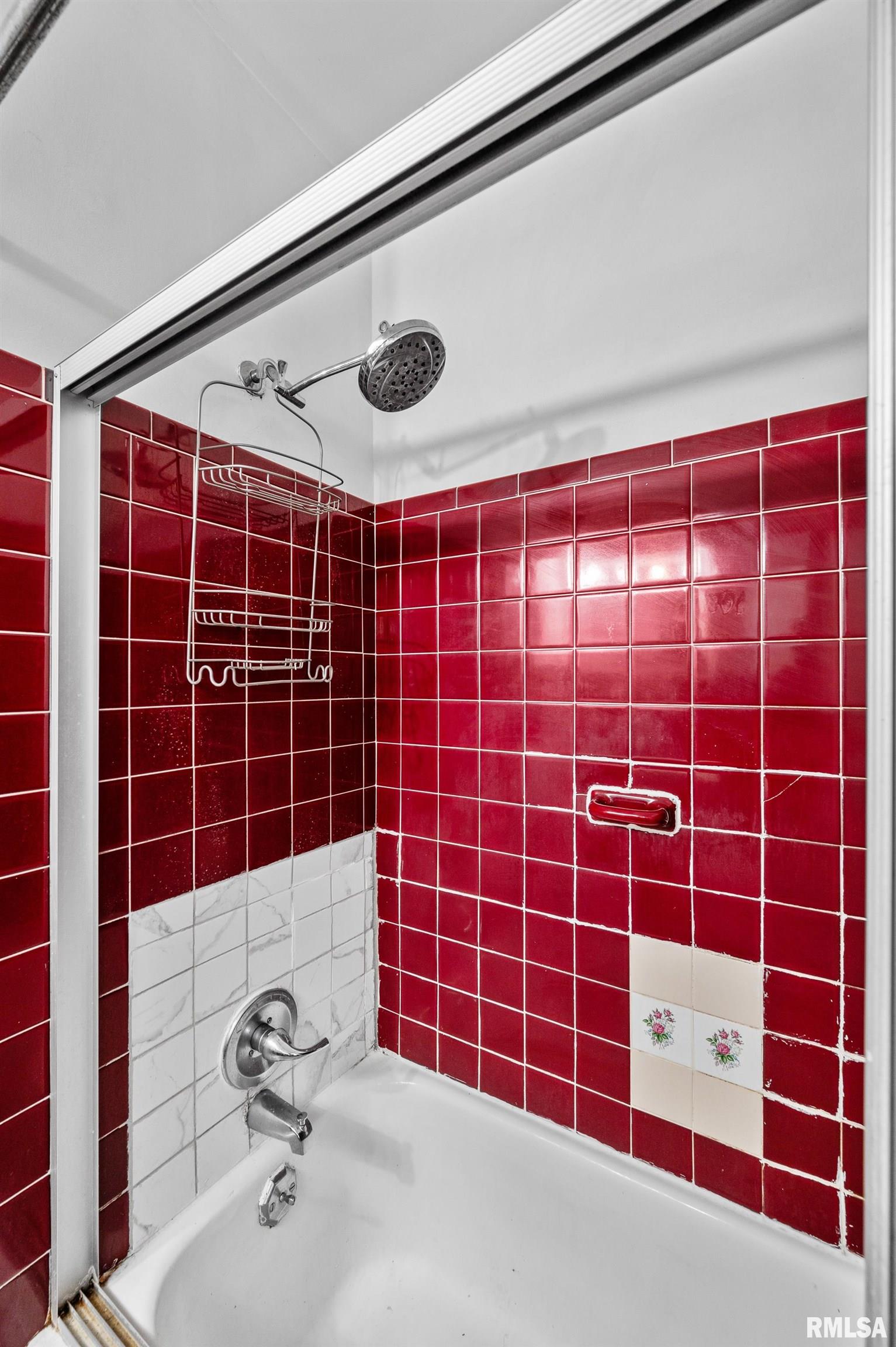 2142 21st Street Rock Island, IL 61201 - Photo 19 of 29