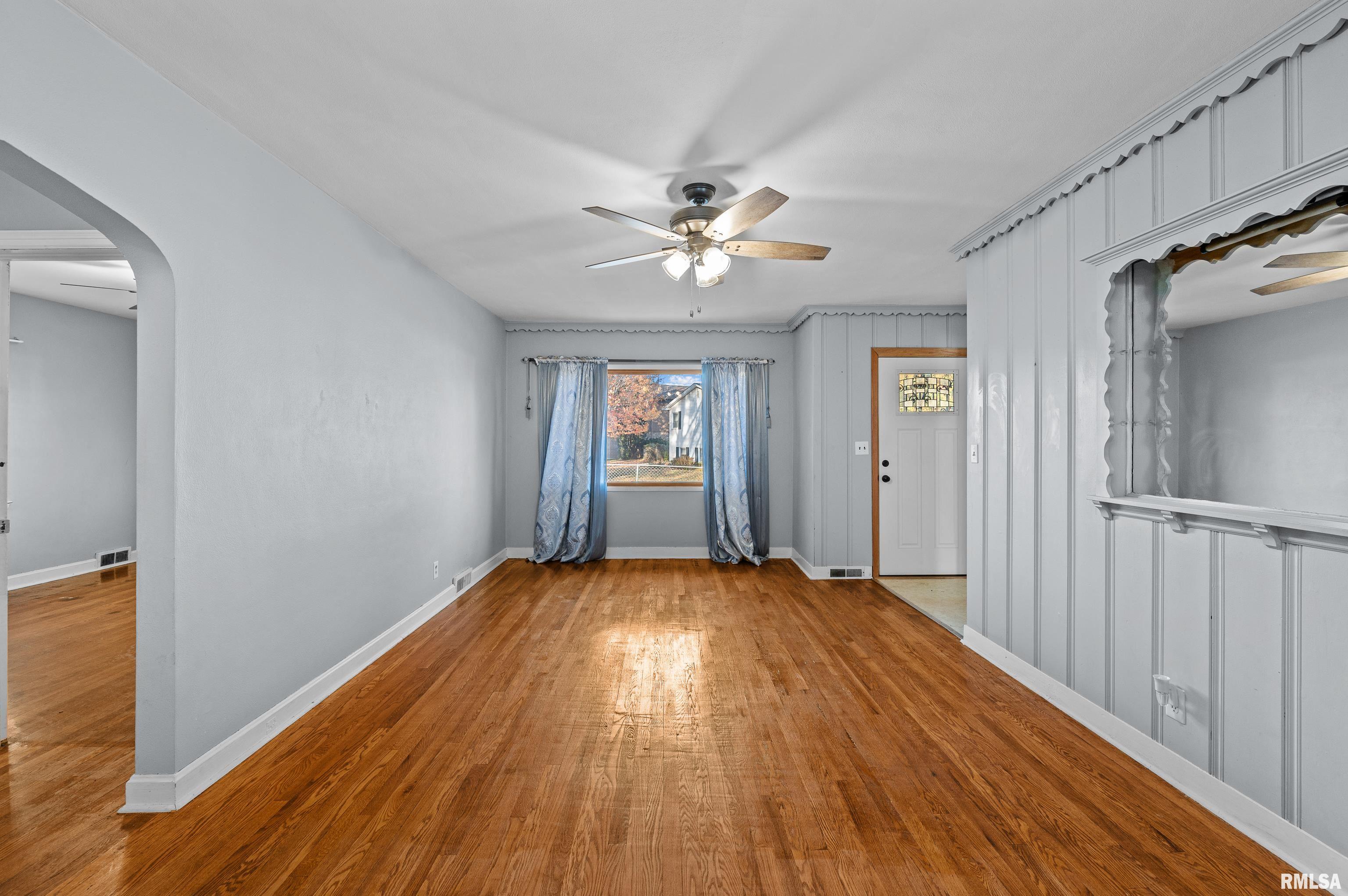 2142 21st Street Rock Island, IL 61201 - Photo 8 of 29