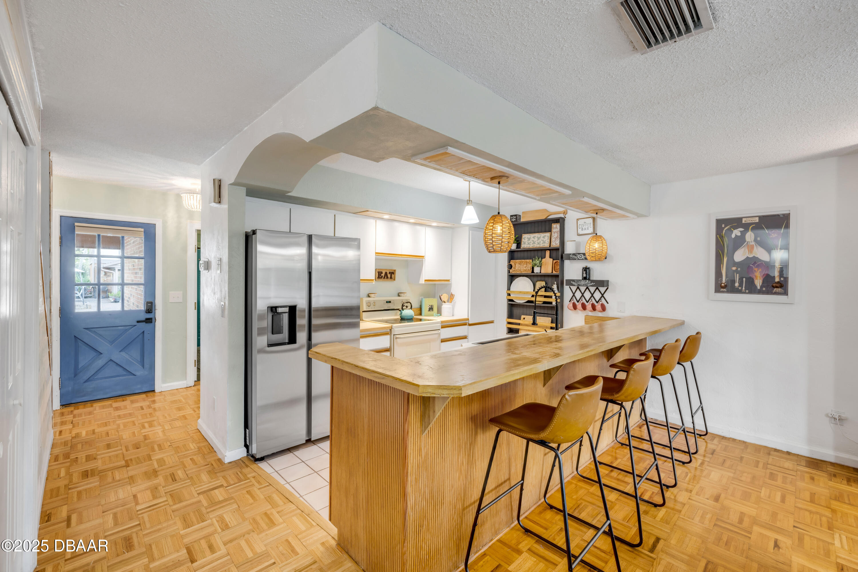 1932 South Riverside Drive Edgewater, FL 32141 - Photo 20 of 73 b - Interior (8)