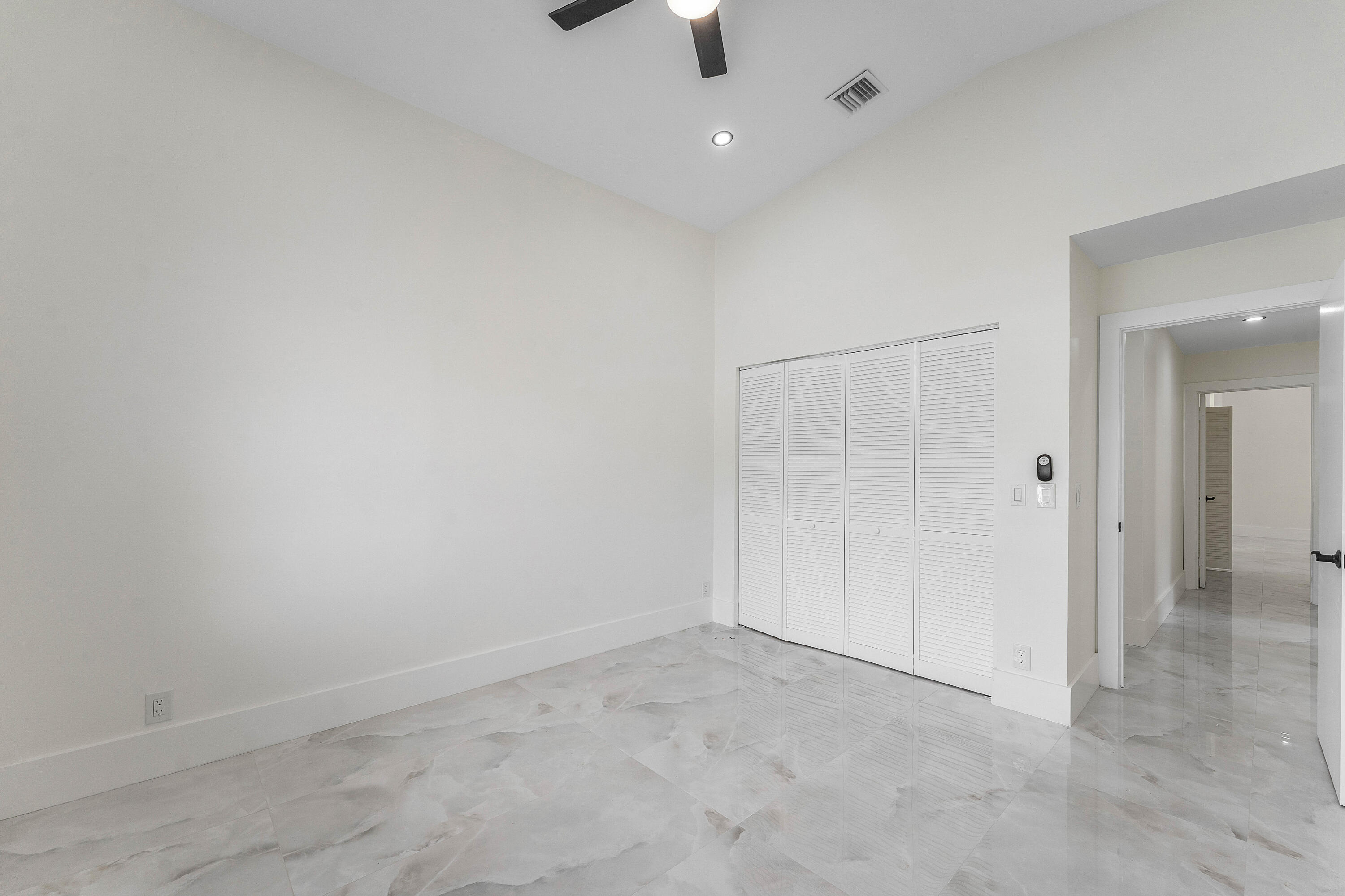 1531 Southwest 102nd Terrace Davie, FL 33324 - Photo 15 of 30 an empty room with a bathroom