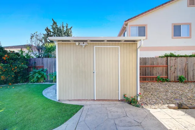 $779,000 | 413 Meehan Court, Suisun City, CA 94585