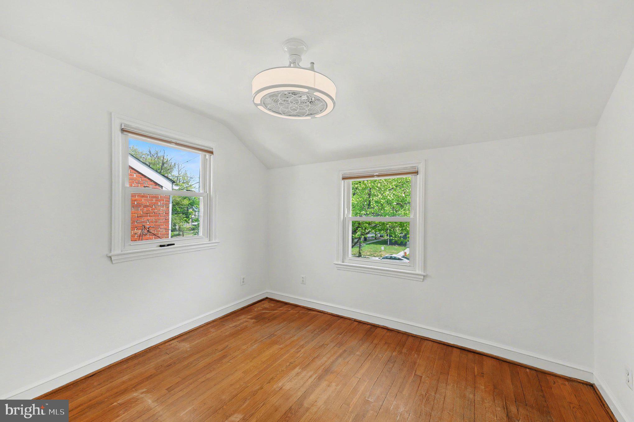 4504 20th Street Northeast Washington, DC 20018 - Photo 18 of 39 an empty room with a window