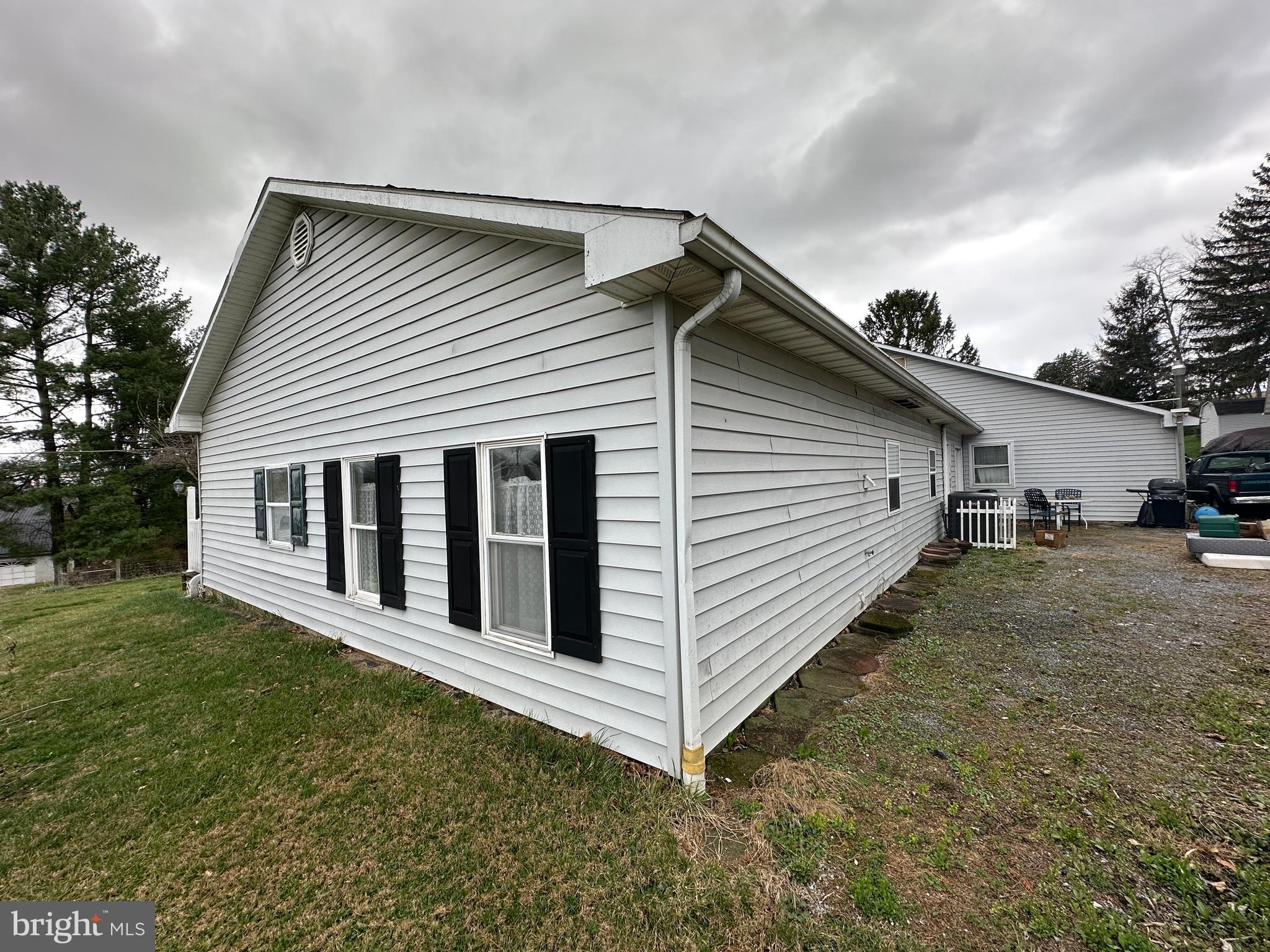 6395 Marsh Road Waynesboro, PA 17268 - Photo 5 of 96