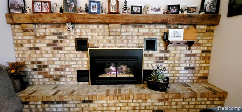 5265 Beard Road North Street, MI 48049 - Photo 4 of 37