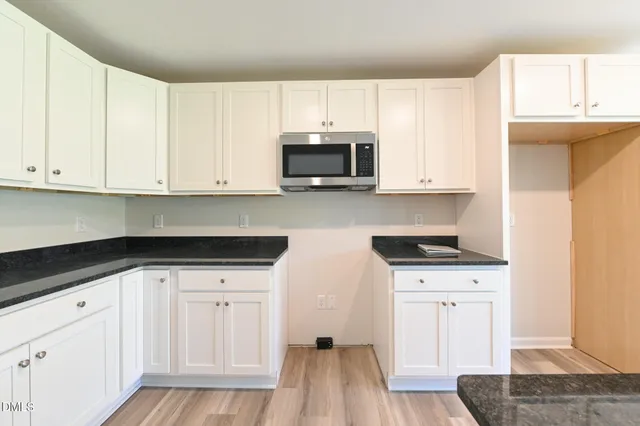 $289,706 | 103 Hl Vly Drive, Unit (LOT 63), La Grange, NC 28551