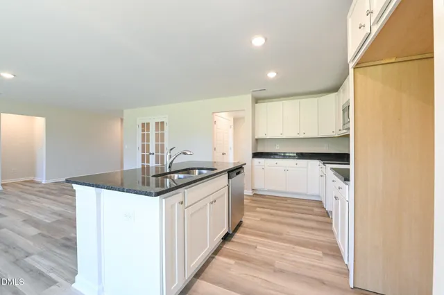 $289,706 | 103 Hl Vly Drive, Unit (LOT 63), La Grange, NC 28551