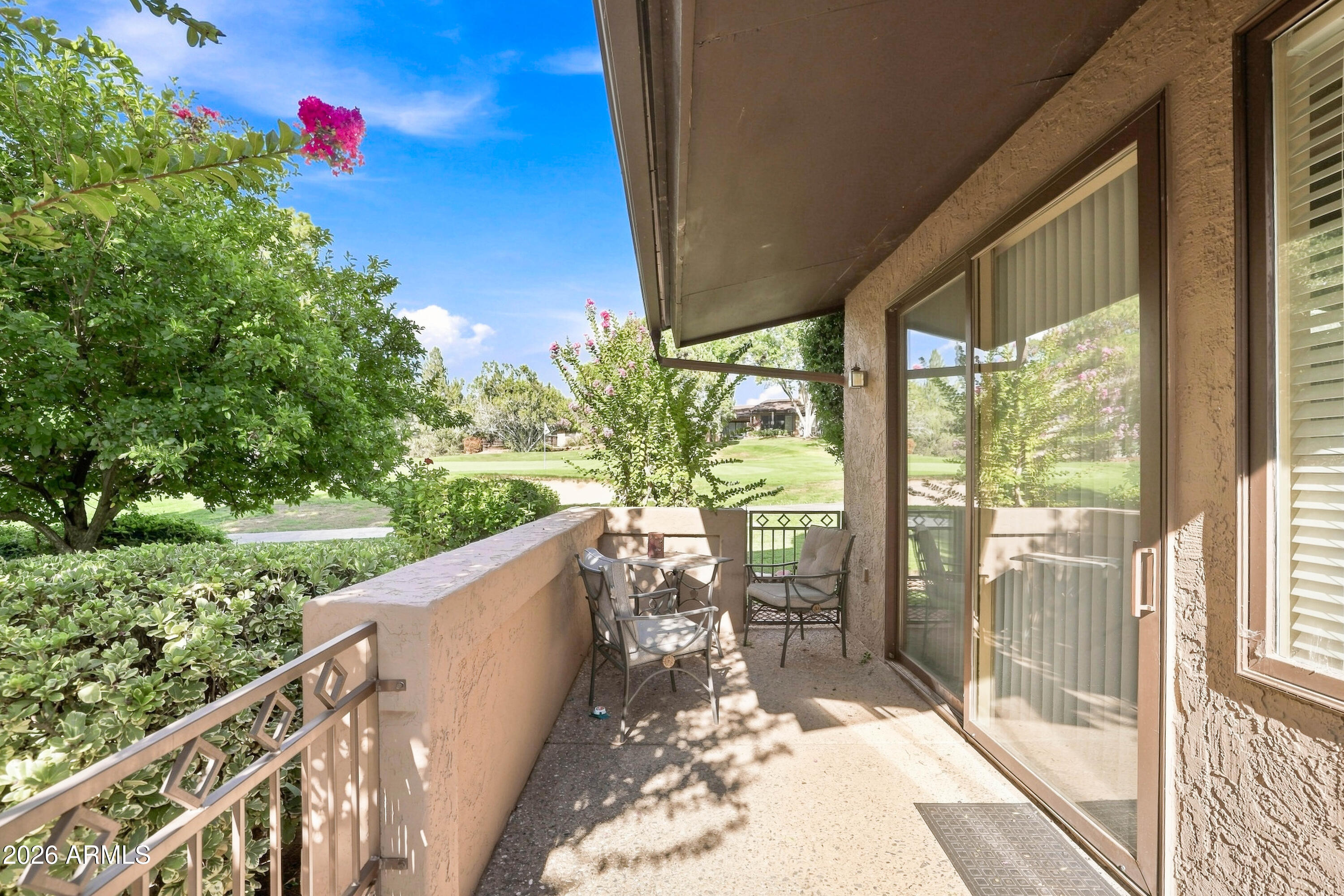 29 Red River Road Sedona, AZ 86351 - Photo 5 of 26 06-Courtyard