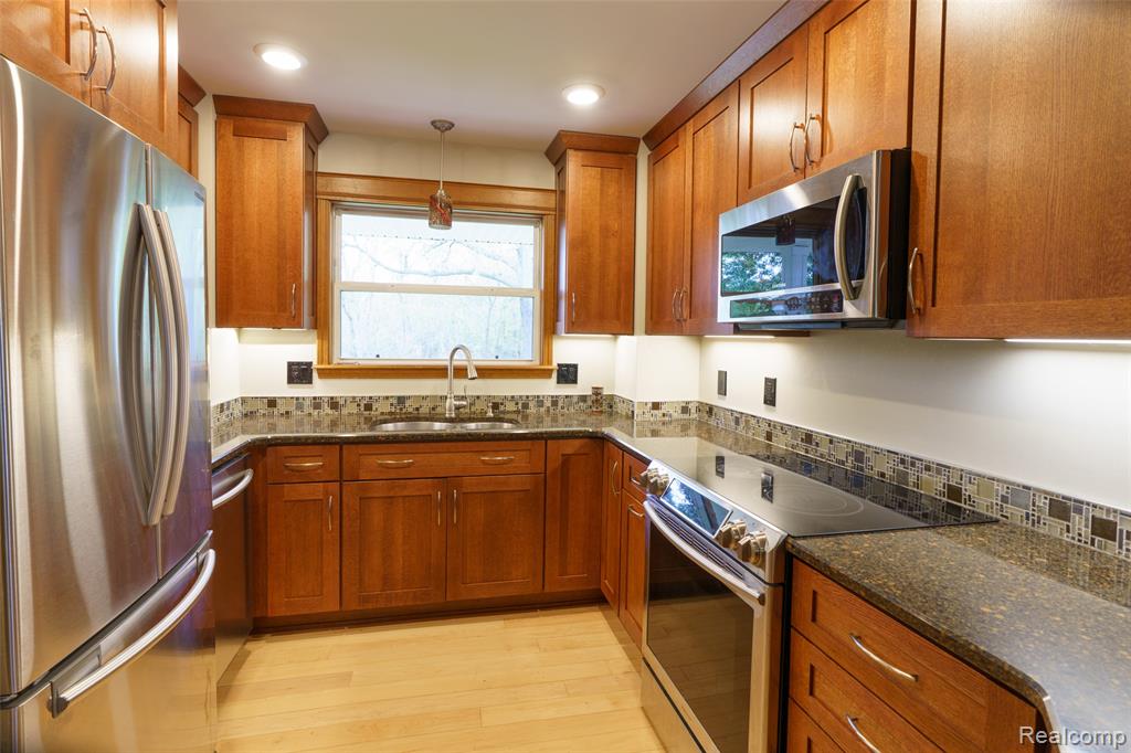 3410 Hogback Road Fowlerville, MI 48836 - Photo 11 of 36 Gallery Image 11