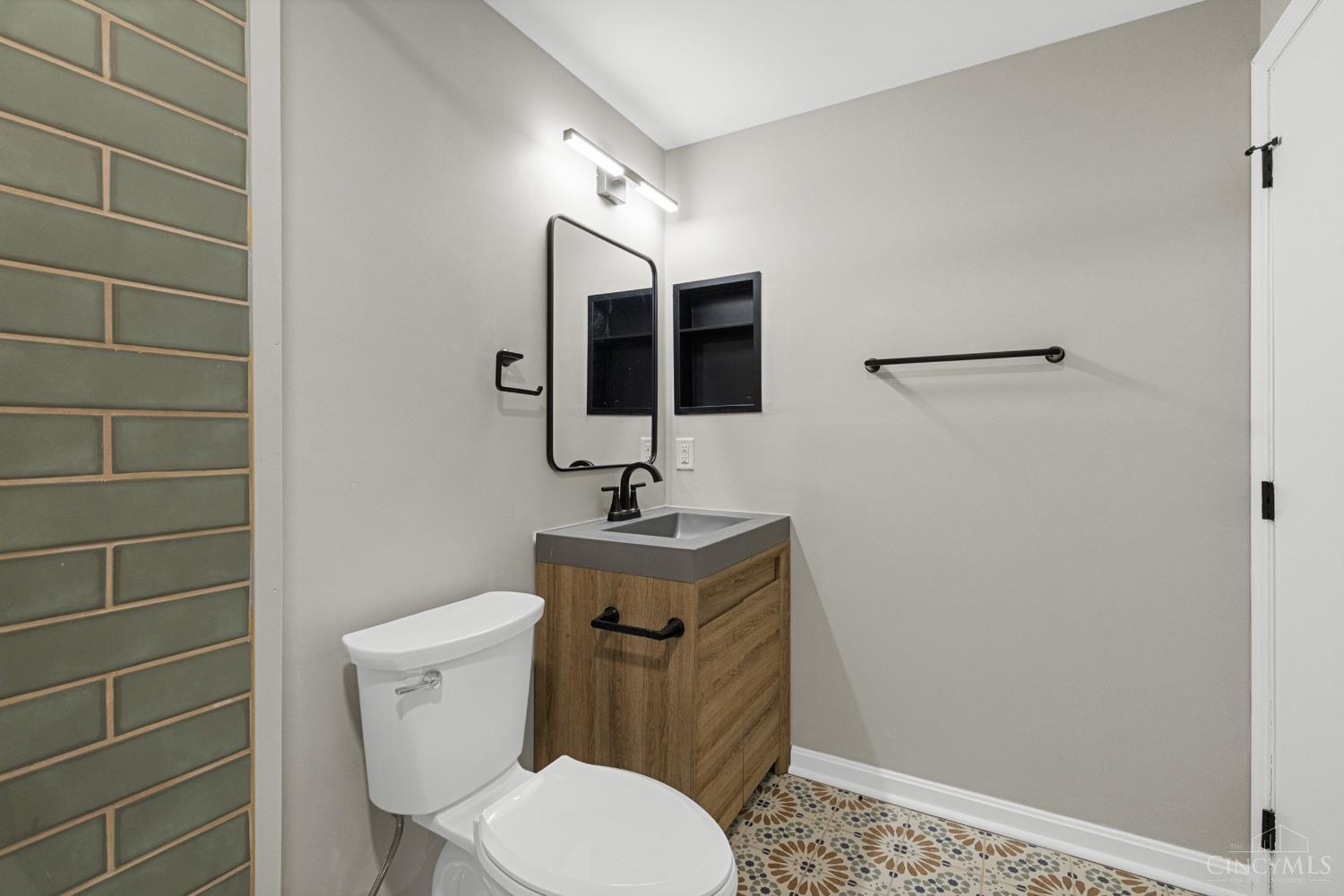 2618 Hunt Road Reading, OH 45236 - Photo 20 of 34 Gallery Image 20