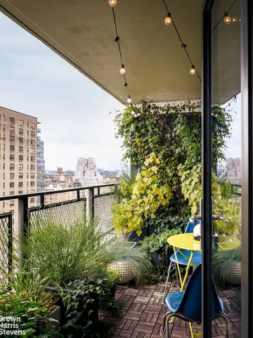 $1,200,000 | 160 West End Avenue, Unit 24N | Upper West Side