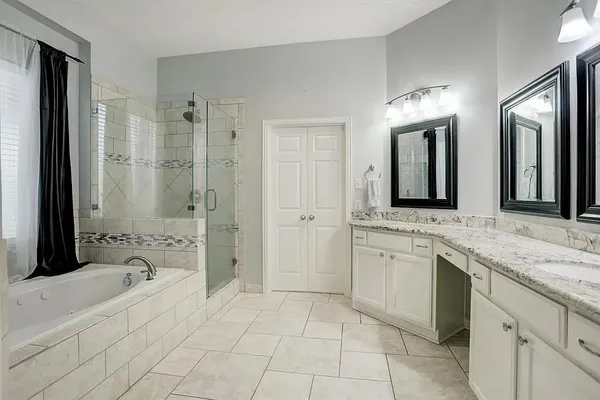$2,800 | 10147 Lazy Lagoon, Houston, TX 77065