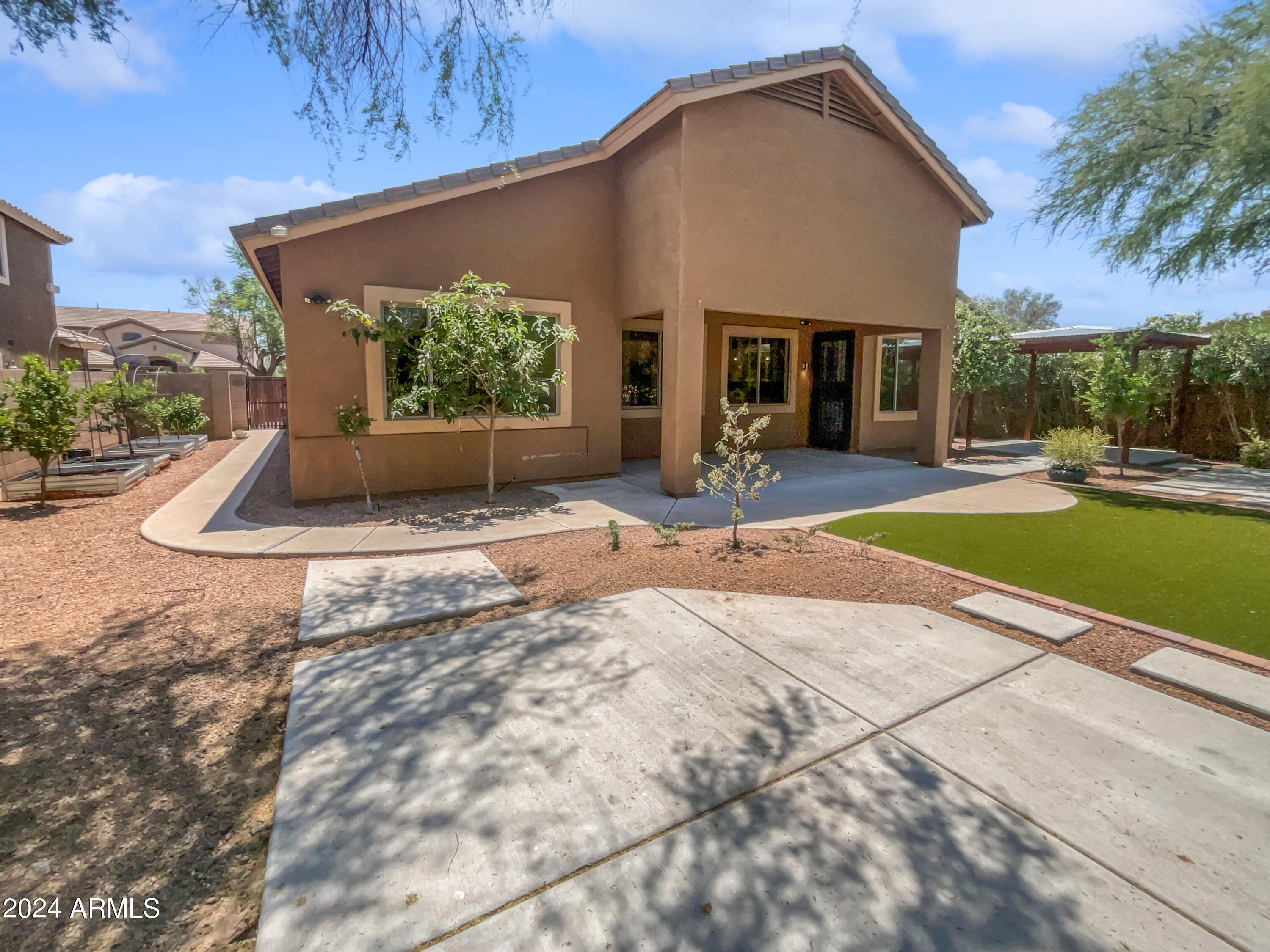 846 East Tyson Court Gilbert, AZ 85295 - Photo 8 of 29 listing_7