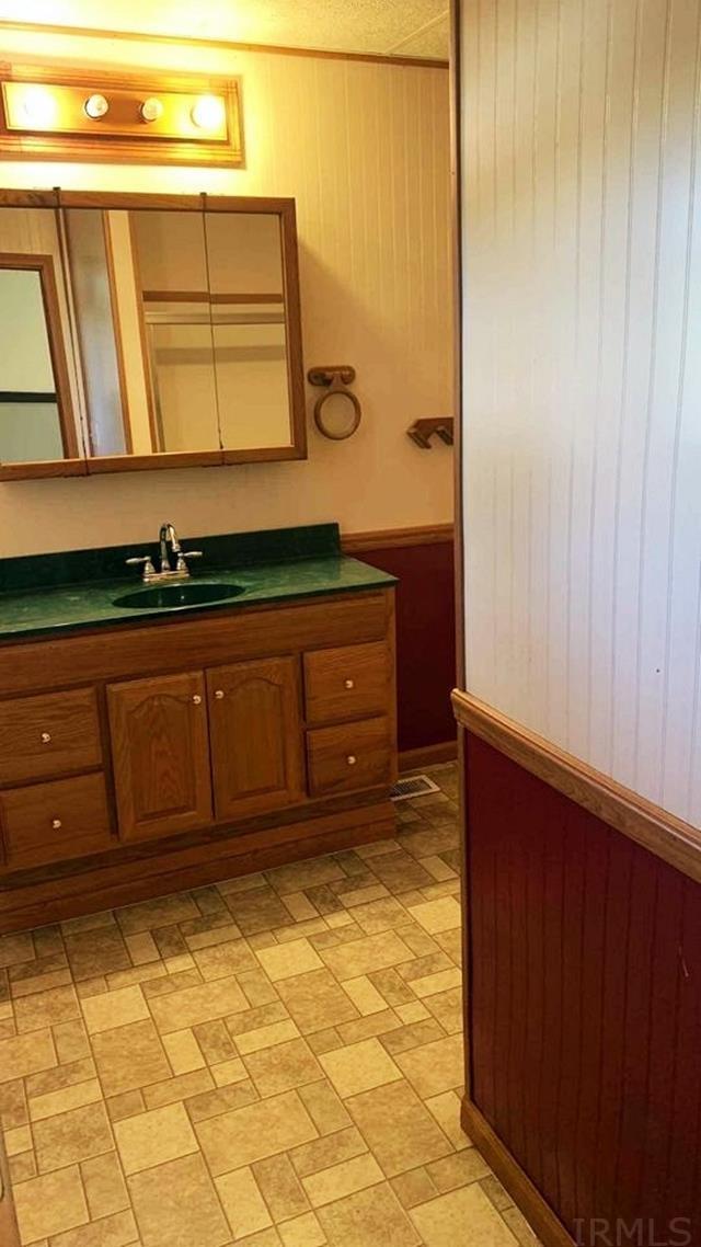 249 North 7th Street Decatur, IN 46733 - Photo 13 of 19