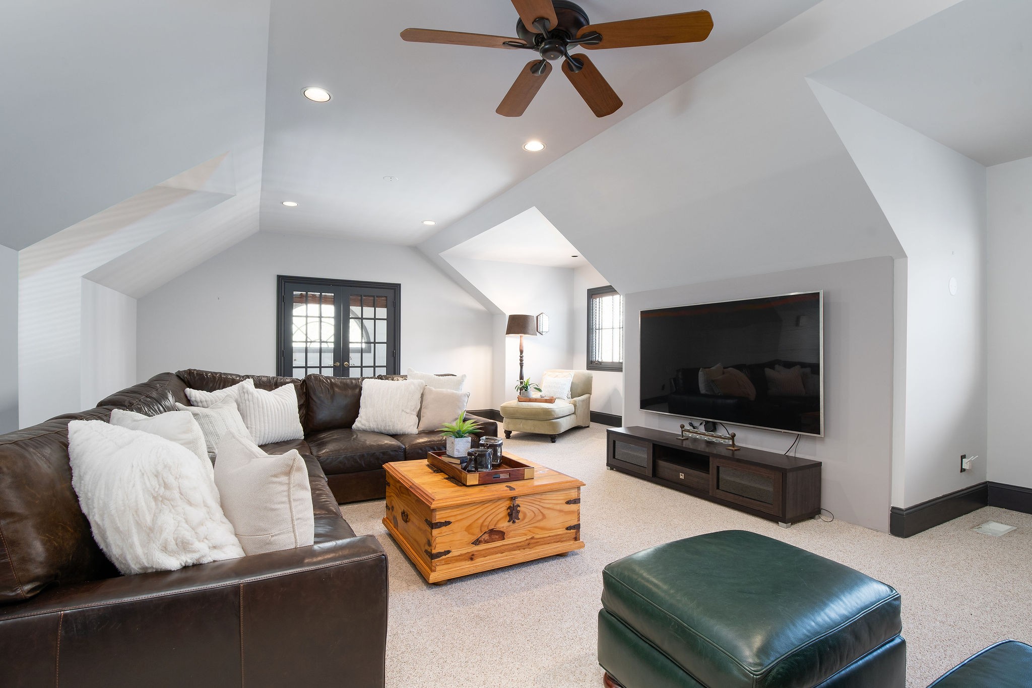 1108 Overton Lea Road Nashville, TN 37220 - Photo 23 of 38 Gallery Image 23