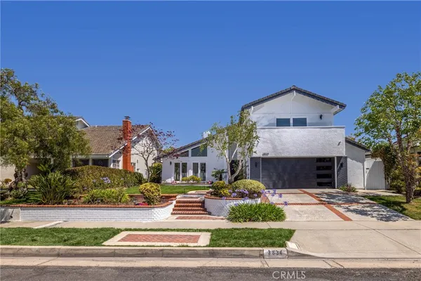 $2,575,000 | 3834 Mistral Drive, Huntington Beach, CA 92649